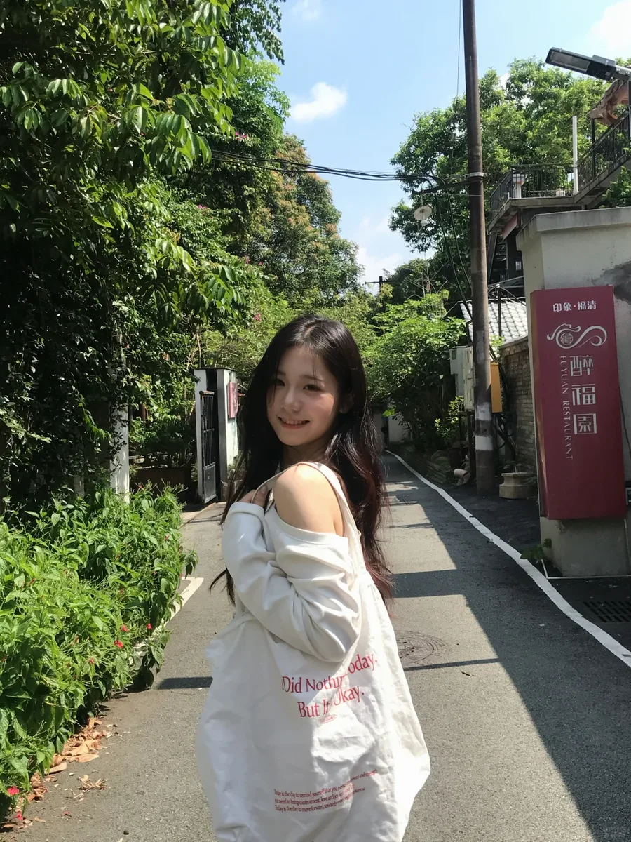 上海品茶网 虹口足球场 实拍 1
