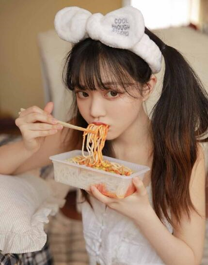 400元4个小时快餐qq(快餐QQ，400元享受4小时用餐时光)